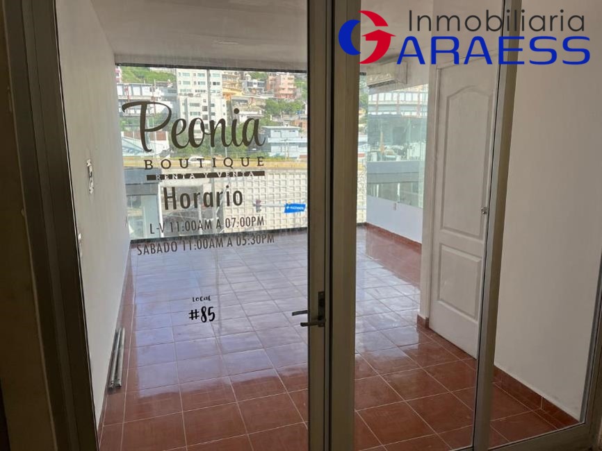 Local en venta 1, Plaza Universidad, fraccionamiento Magallanes; Acapulco, Guerrero